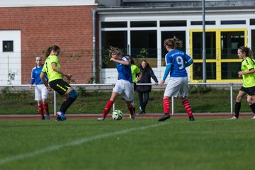 Bild 63 - B-Juniorinnen TSV Schoenberg - Holstein Kiel : Ergebnis: 0:23